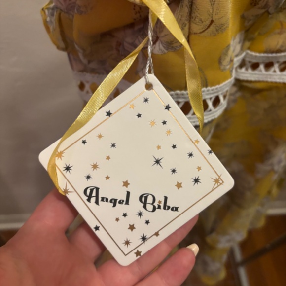 Selfie Leslie Yellow floral sundress - Picture 3 of 6